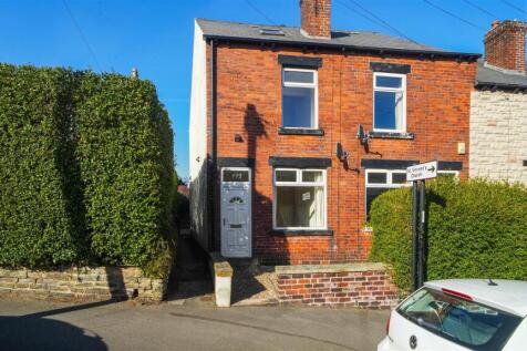 4 bedroom end of terrace house for sale