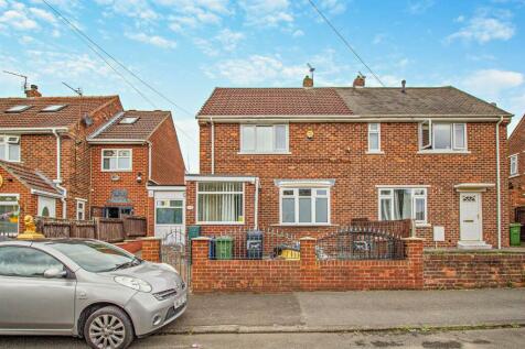 2 bedroom semi-detached house for sale