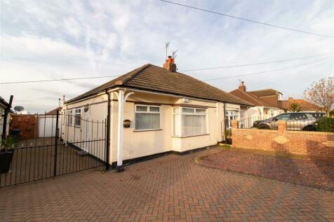 3 bedroom semi-detached bungalow for sale