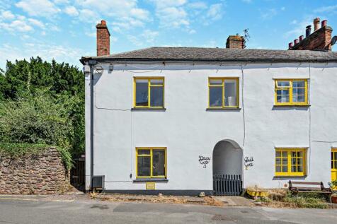 3 bedroom end of terrace house for sale