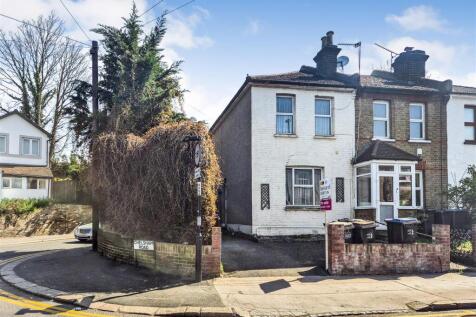 3 bedroom end of terrace house for sale