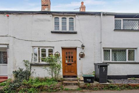 2 bedroom terraced house for sale