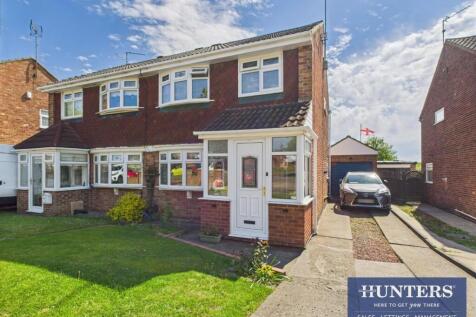 North Farm Avenue, Sunderland 3 bed semi