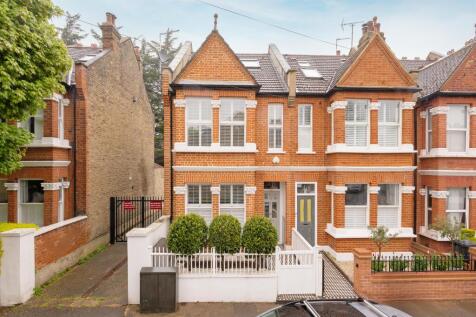 4 bedroom terraced house for sale
