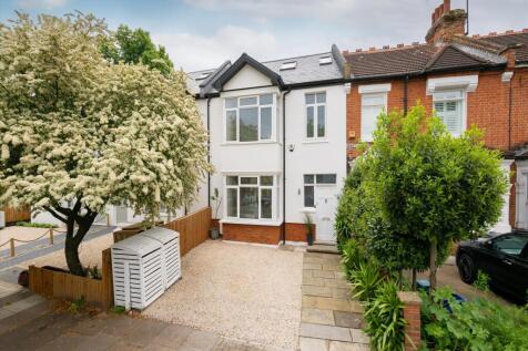 4 bedroom terraced house for sale