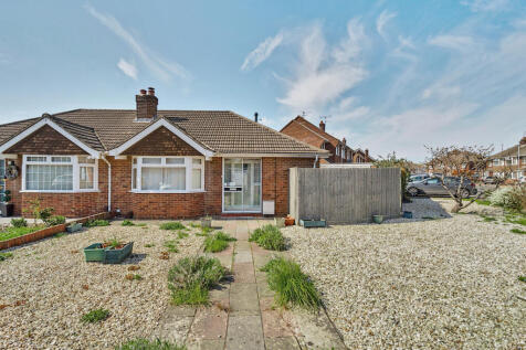 2 bedroom semi-detached bungalow for sale