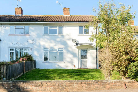 Wakehurst Drive, Crawley, West Sussex 3 bed semi