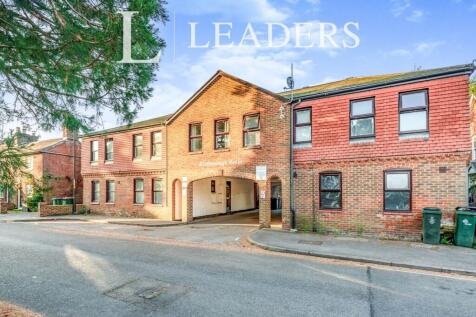 1 bedroom maisonette for sale