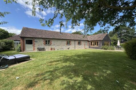 5 bedroom barn conversion for sale