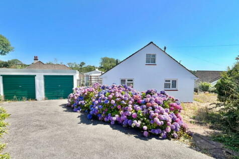 2 bedroom detached house for sale