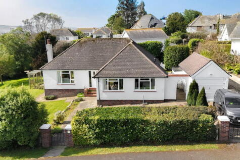 Higher Warborough Road, Galmpton... 2 bed detached bungalow for sale