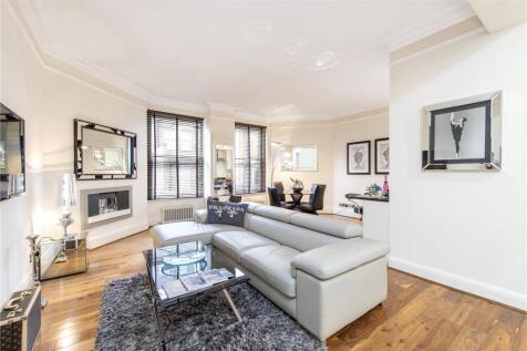 Lincoln House, SW3 2 bed apartment for sale