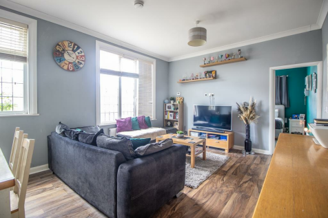 1 bedroom flat for sale