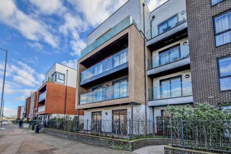 1 bedroom flat for sale