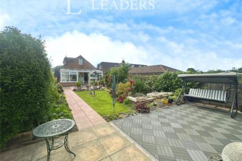 St. Vincent Crescent, Waterlooville... 4 bed bungalow for sale