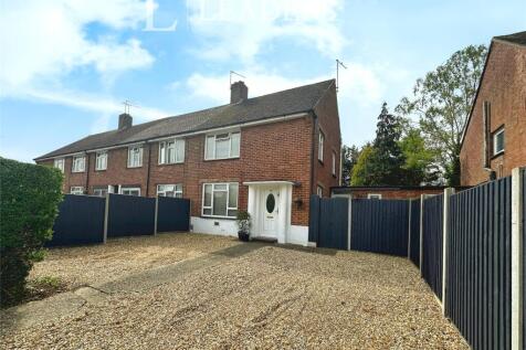 3 bedroom end of terrace house for sale