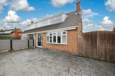 2 bedroom semi-detached house for sale