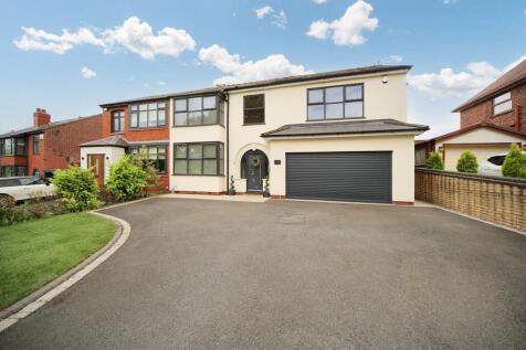4 bedroom semi-detached house for sale
