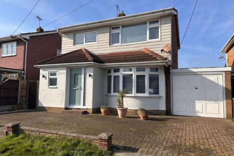 Marcos Road, Canvey Island 3 bed detached house for sale