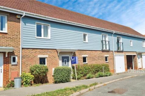 Wish Field Drive, Felpham, Bognor Regis 2 bed semi