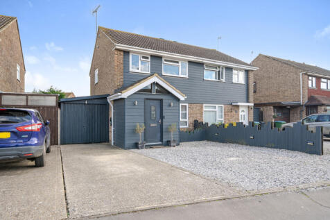 Woodlands Road, Bognor Regis, West... 3 bed semi
