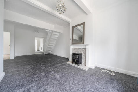 North Bersted Street, Bognor Regis... 4 bed semi