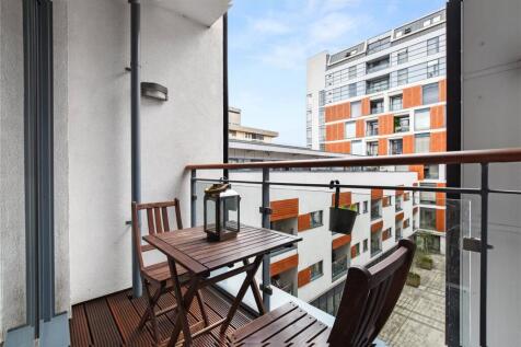 Cornell Square, 212 Wandsworth Road... 1 bed flat for sale