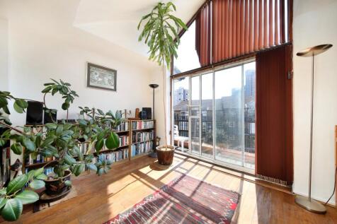 3 bedroom flat for sale