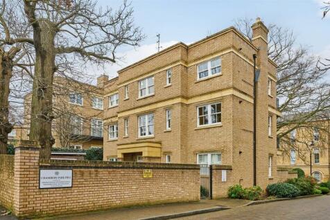 Chambers Park Hill, London SW20 2 bed flat for sale