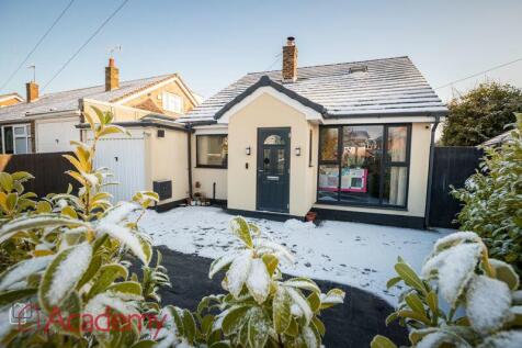 Woburn Drive, Widnes 3 bed detached bungalow for sale