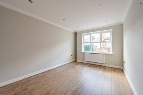 Flat, Lorne Court, a Lorne Road... 1 bed flat for sale