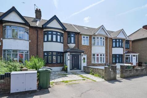 Lea Bridge Road, E17, Walthamstow... 5 bed terraced house for sale