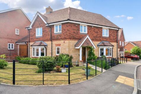 Gardenia Drive, Wrecclesham, Farnham... 4 bed detached house for sale