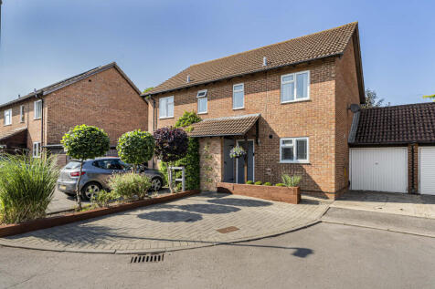 Warmans Close, Wantage, OX12 3 bed semi