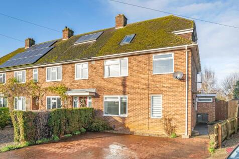 4 bedroom semi-detached house for sale