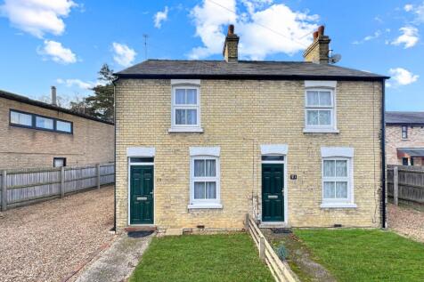 2 bedroom semi-detached house for sale