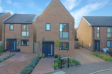 Cambridge CB3 3 bed detached house for sale