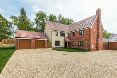 5 bedroom detached house for sale