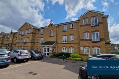 Dominion Close, Hounslow, TW3 2 bed ground floor flat for sale