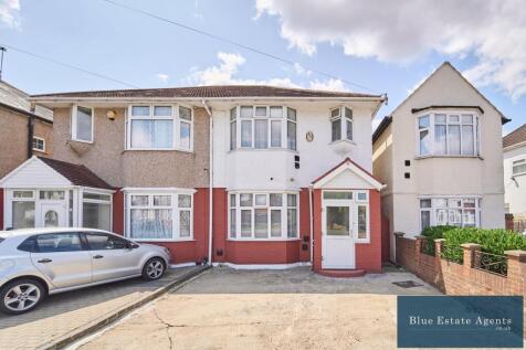 Cranford Lane, Hounslow, TW5 3 bed semi