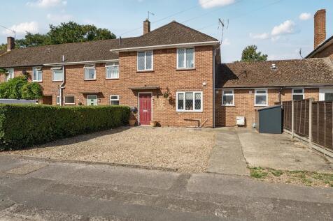 Maidenhead,  Berkshire,  SL6 3 bed terraced house for sale