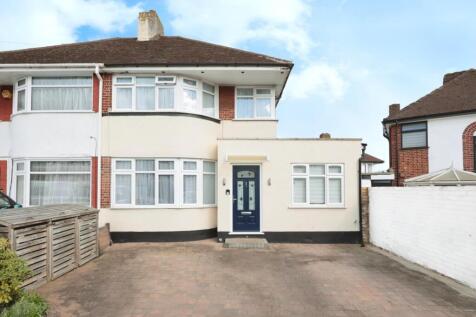 4 bedroom semi-detached house for sale