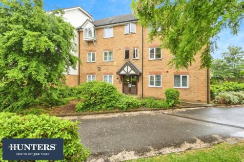 Vicars Bridge Close, Wembley 2 bed flat for sale