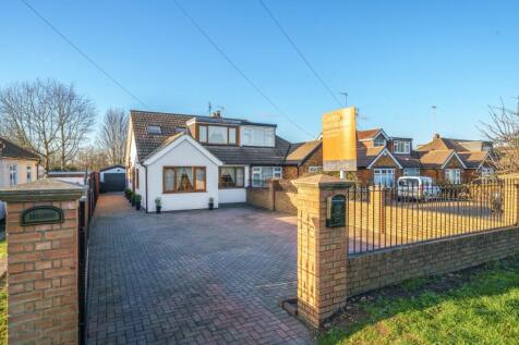 3 bedroom semi-detached bungalow for sale