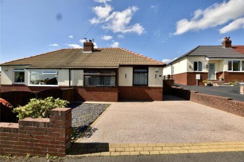 Moss Grove, High Crompton, Shaw... 2 bed bungalow for sale