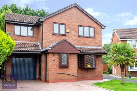Farholme, Royton, Oldham, Greater... 3 bed detached house for sale