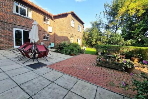 Freshbrook Road, Lancing 1 bed retirement property for sale
