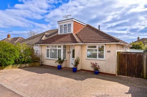 Meadowview Road, Lancing 3 bed chalet for sale