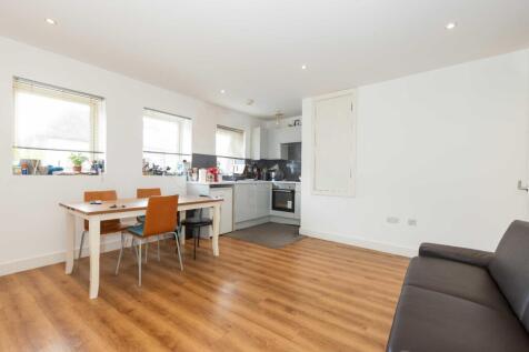North Road, Lancing 1 bed apartment for sale
