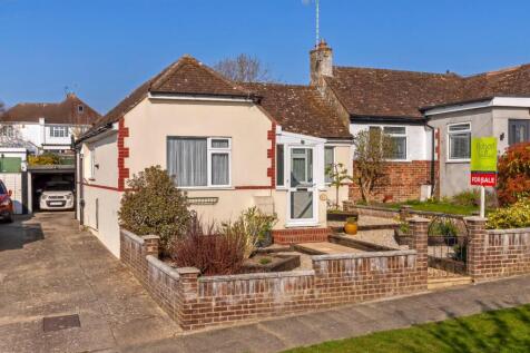 3 bedroom semi-detached bungalow for sale